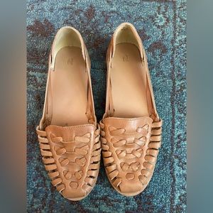 Nisolo Huarache Sandal in almond